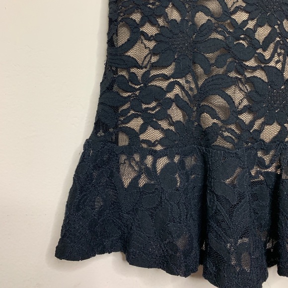 Justfab Lace Dress - Picture 3 of 7